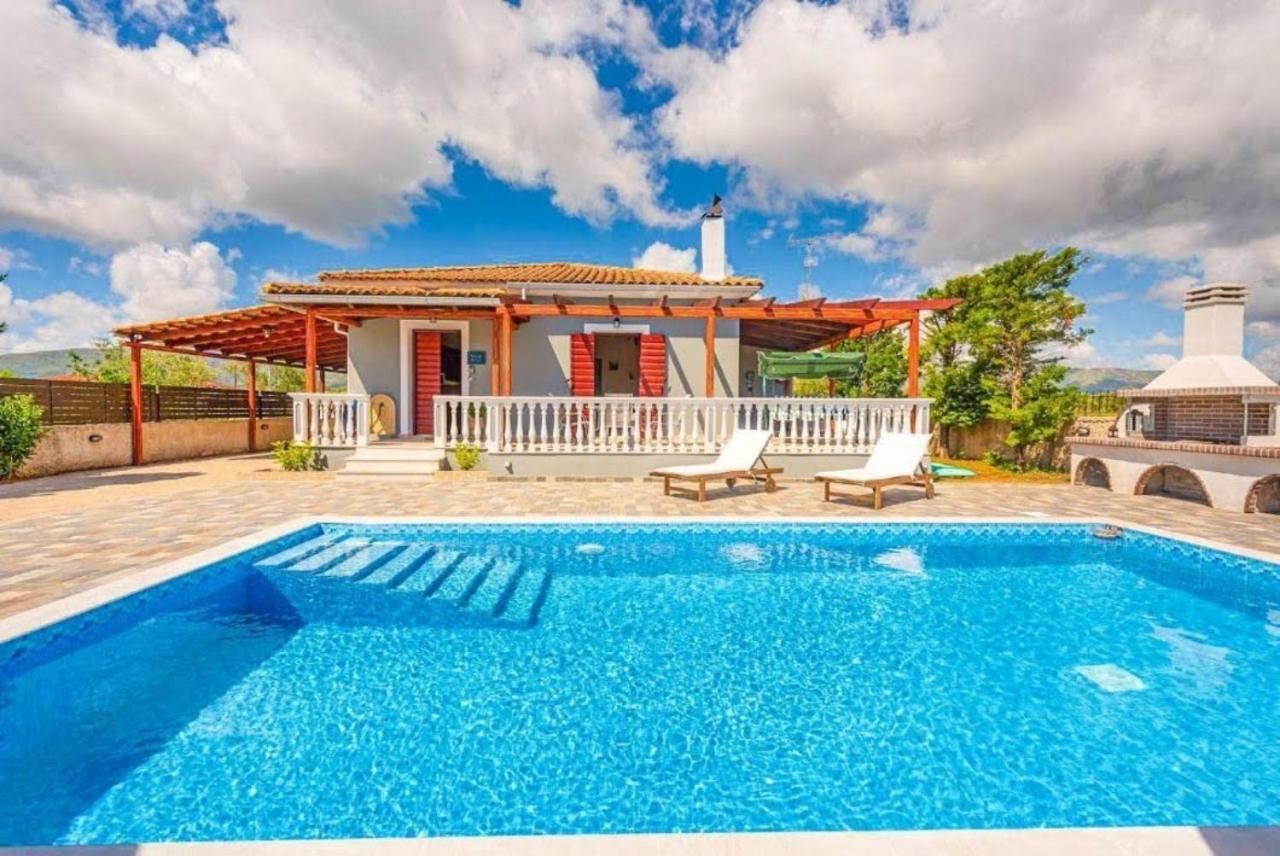 Pothos Villas Sarakinádhon Exterior photo